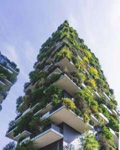 Photo du bâtiment Bosco verticale de Milan avec les terrasses végétalisées