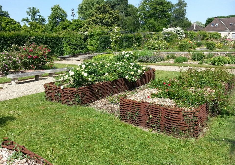 Photo du jardin de l'école Du Breuil pour la formation professionnelle des jardiniers de la ville de Paris, accessible aux jardiniers amateurs